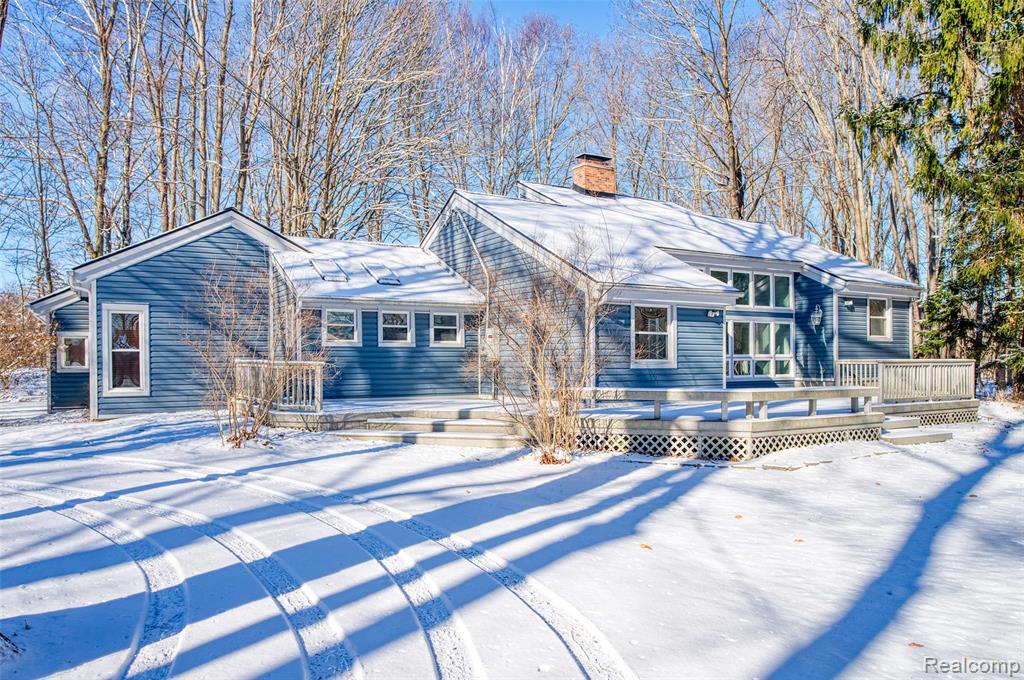 9800 Roberts Road, Gregory, MI 48137 — Photo 6