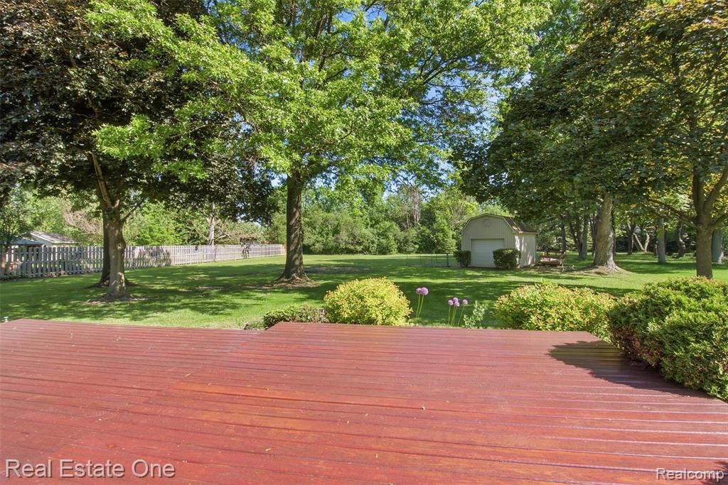 4425 Gardner Street, Sterling Heights, MI 48310 — Photo 31