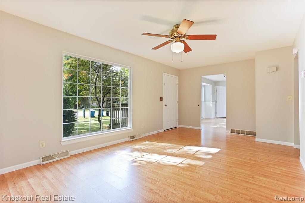 4938 WORTH Street, Millington, MI 48746 — Photo 8