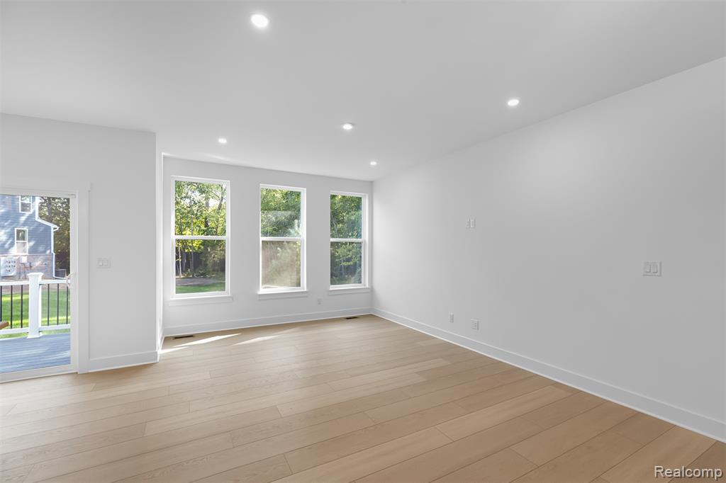 9840 Firwood, Plymouth, MI 48170 — Photo 16