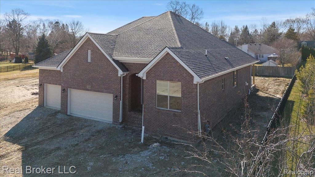 53983 STONYFORD Drive, New Baltimore, MI 48047 — Photo 4