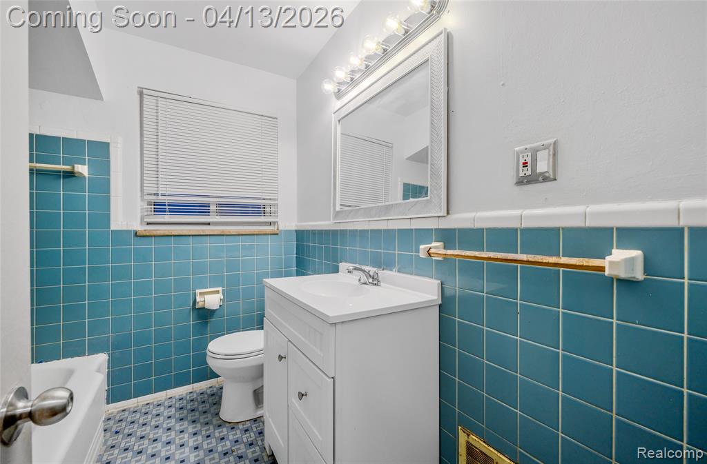 19730 Goulburn Street, Detroit, MI 48205 — Photo 23