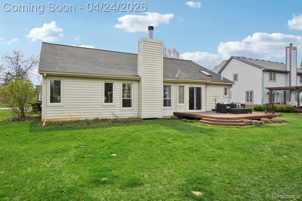 5819 Valley Drive, Clarkston, MI 48348 — Photo 36