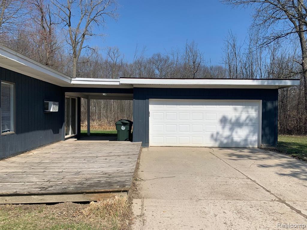 477 Crediton Street, Lake Orion, MI 48362 — Photo 4