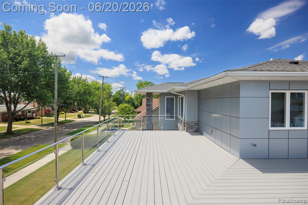 22491 E 10 Mile Road, Saint Clair Shores, MI 48080 — Photo 37