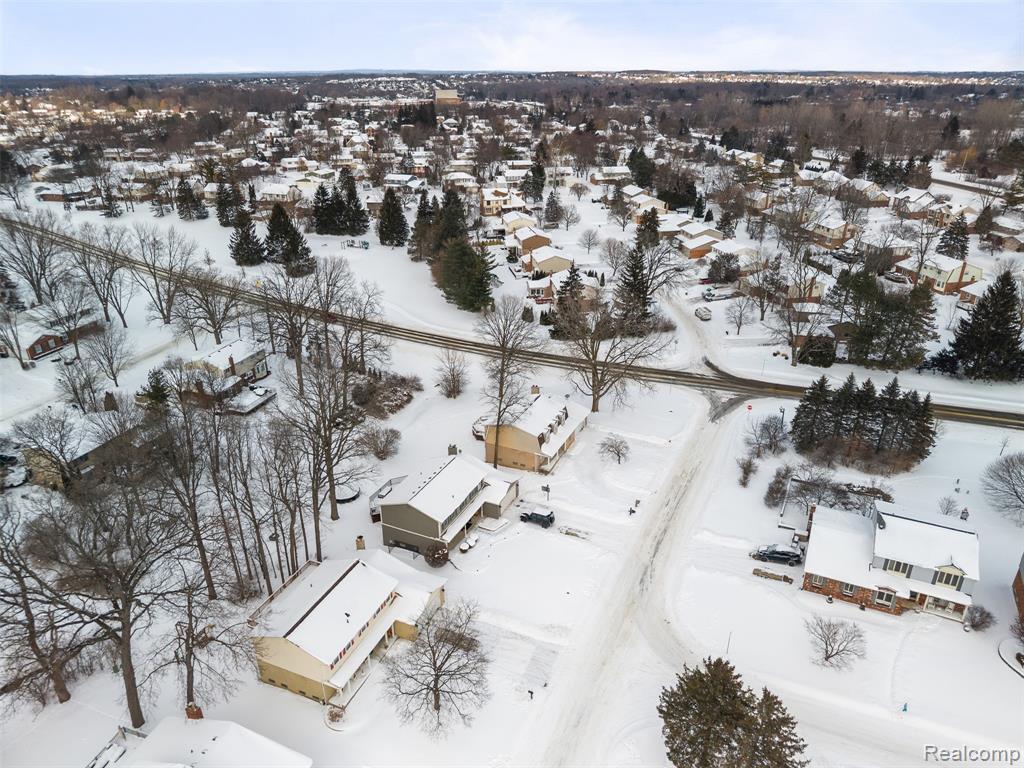 487 Pinehurst Drive, Rochester Hills, MI 48309 — Photo 42