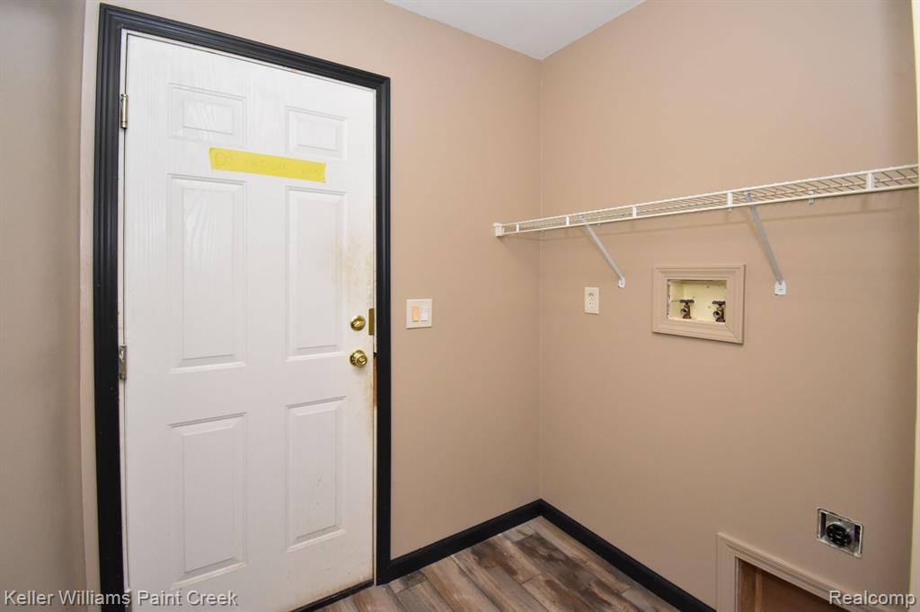 10110 SMITHS CREEK Road, Wales, MI — Photo 34