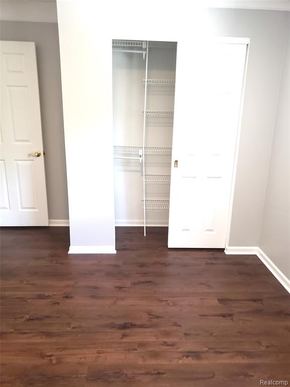 8224 Milburn Street, Westland, MI — Photo 26