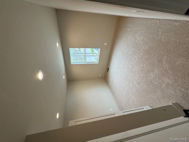 27305 Groveland Street, Madison Heights, MI 48071 — Photo 5