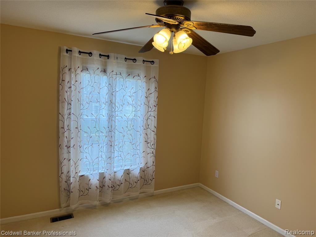 49554 GLACIER S, Northville, MI — Photo 22