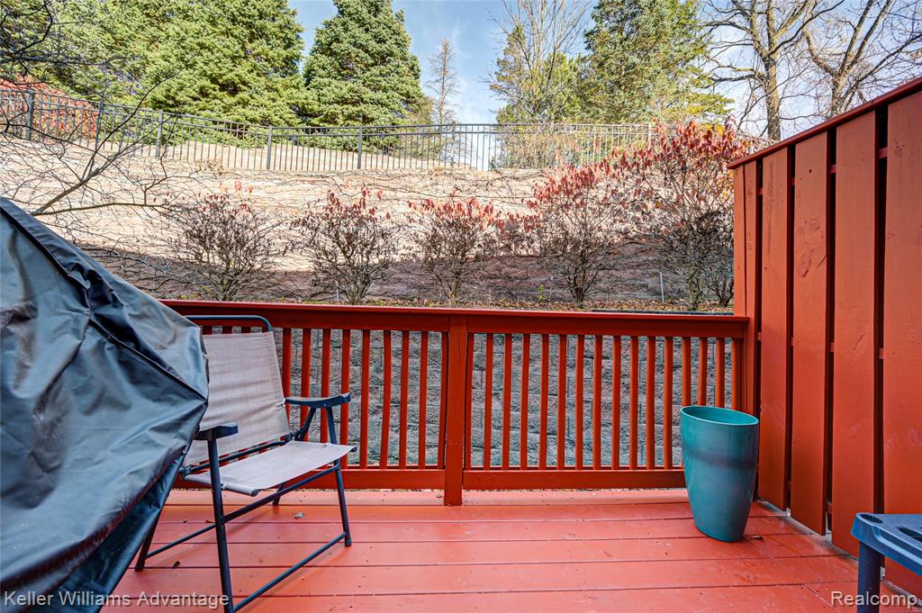 42432 Corlina Drive, Northville, MI 48167 — Photo 28