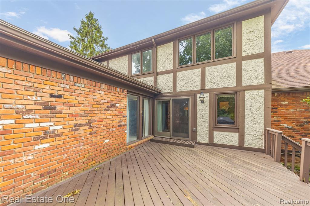 4279 Pine Lane, West Bloomfield, MI 48323 — Photo 27