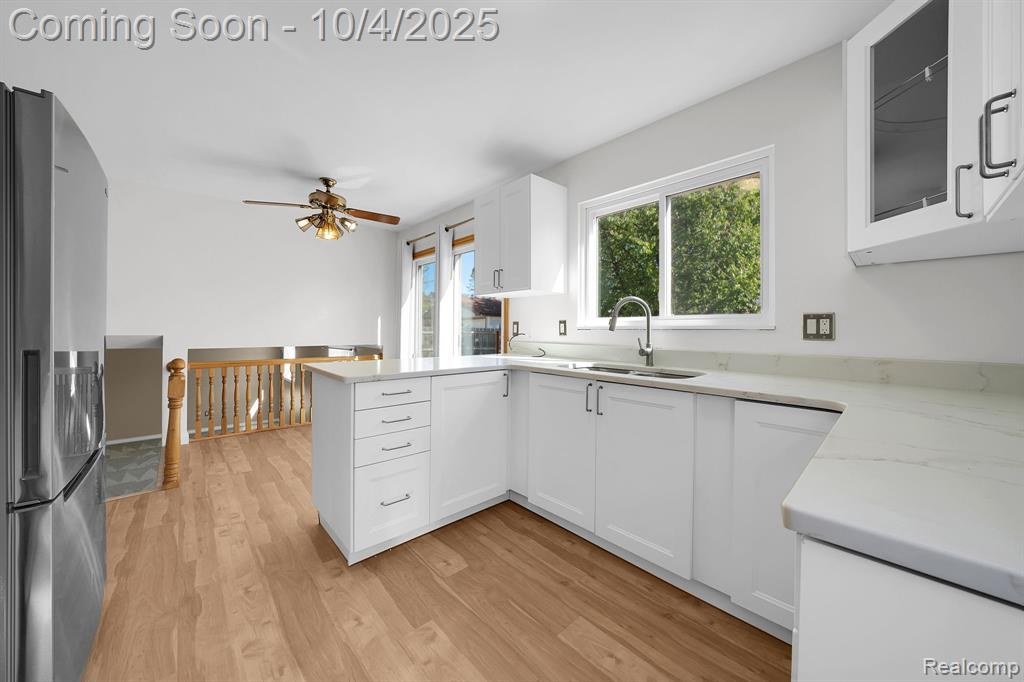 42708 Wilmington Drive, Sterling Heights, MI 48313 — Photo 13