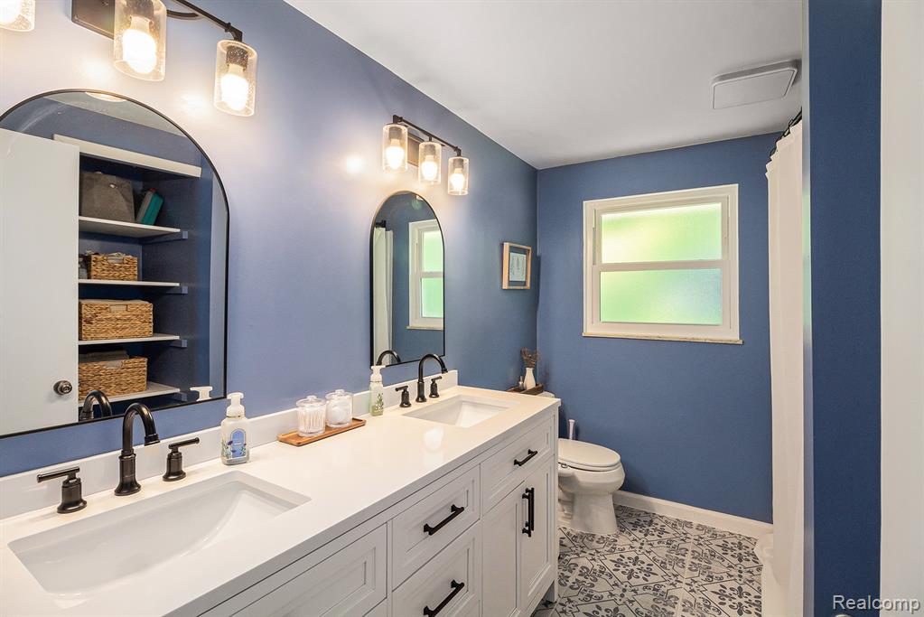 7440 Grandwood Drive, Swartz Creek, MI 48473 — Photo 13