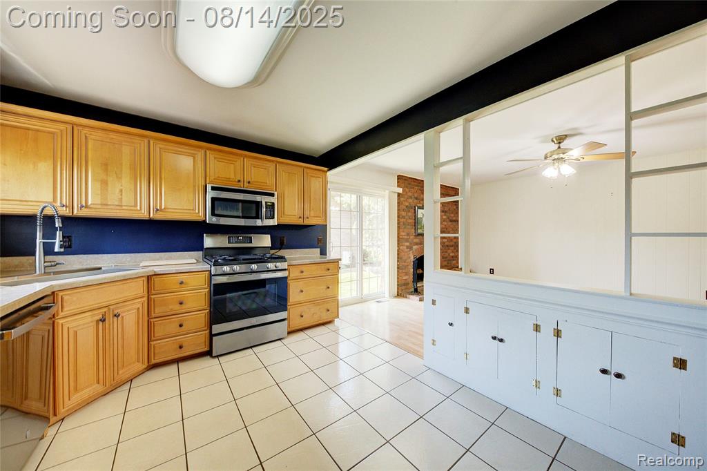 44323 Hanford Road, Canton, MI 48187 — Photo 14