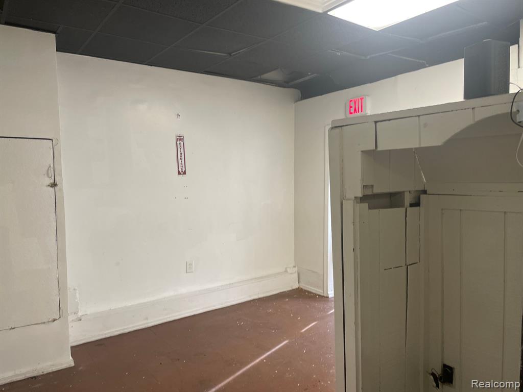 13837 Conant Street, Hamtramck, MI, 48212