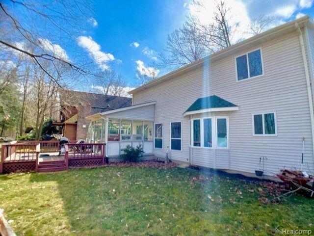 3686 E Surrey Lane, Fort Gratiot, MI 48059 — Photo 4