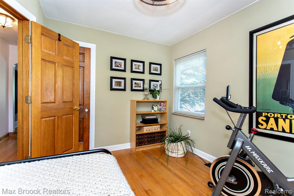 10564 Lasalle Boulevard, Huntington Woods, MI — Photo 17