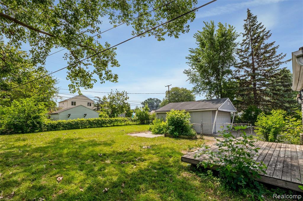5850 Deering Street, Garden City, MI — Photo 24