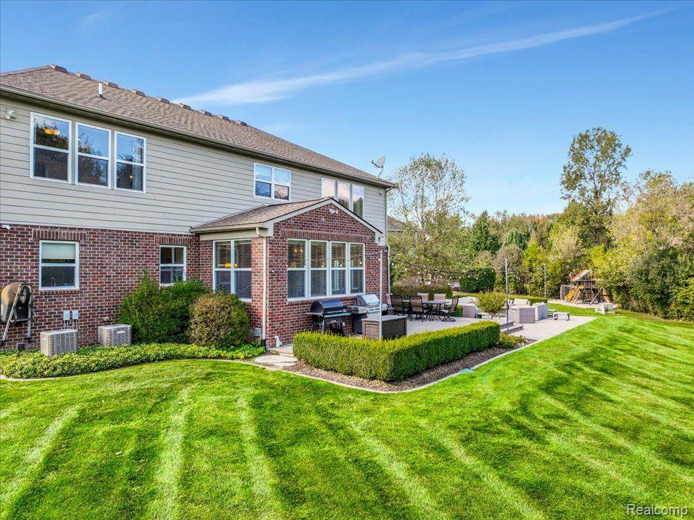 50565 Mayfield East Court, Canton, MI 48187 — Photo 63