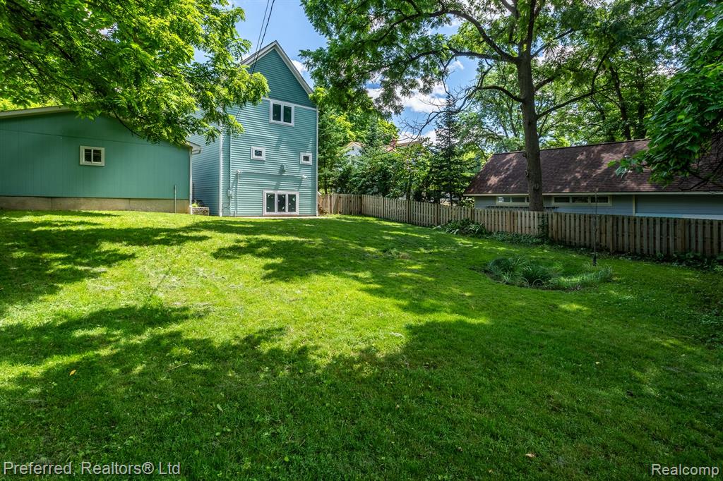 807 MINER Street, Ann Arbor, MI 48103 — Photo 38