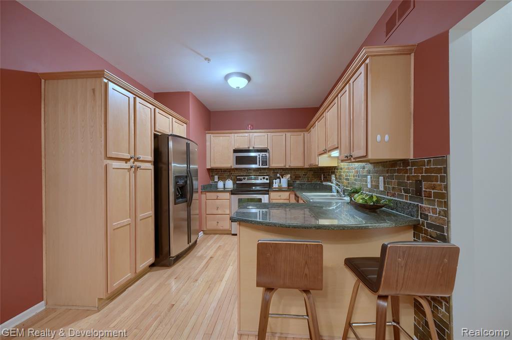 25636 PORTICO Lane, Novi, MI — Photo 6