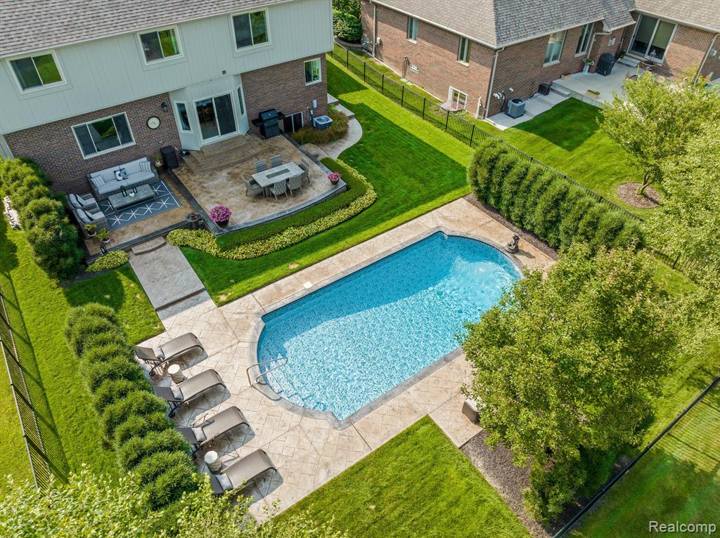 52442 Melody Drive, Macomb, MI 48042 — Photo 10
