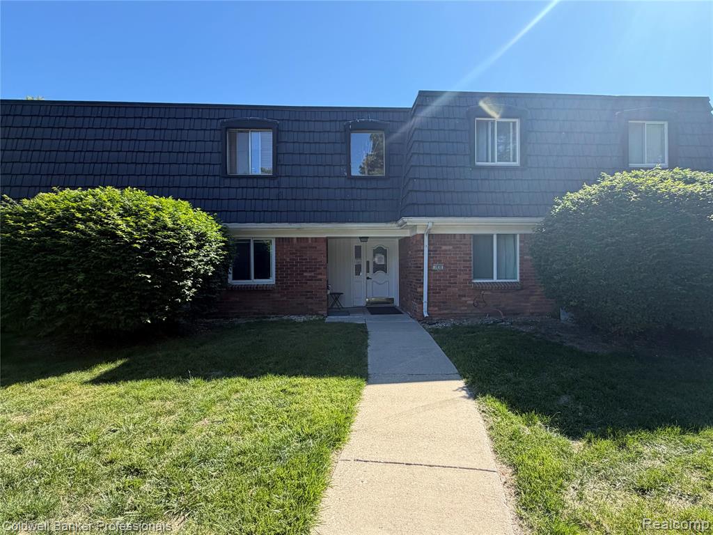 1830 Colonial Village Way, 1, Waterford, MI 48328 — Photo 2