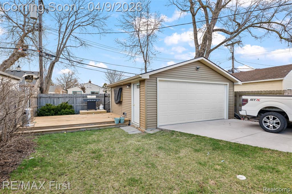 23036 COUZENS Avenue, Hazel Park, MI 48030 — Photo 3
