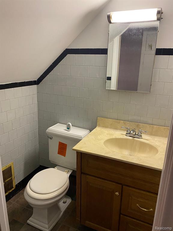5470 POTTER Road, Burton, MI 48509 — Photo 30