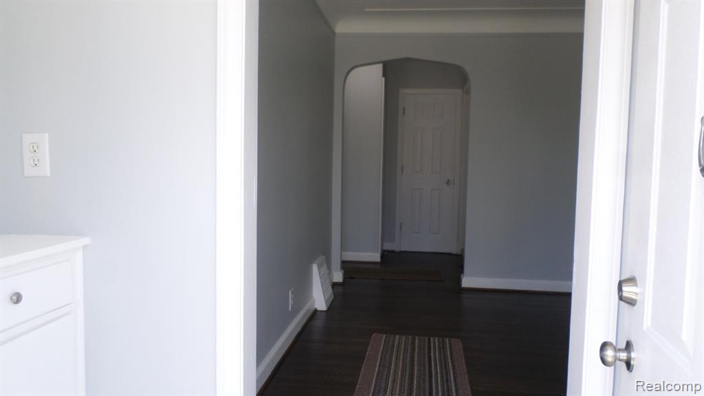 22463 Nevada Avenue, Eastpointe, MI 48021 — Photo 9