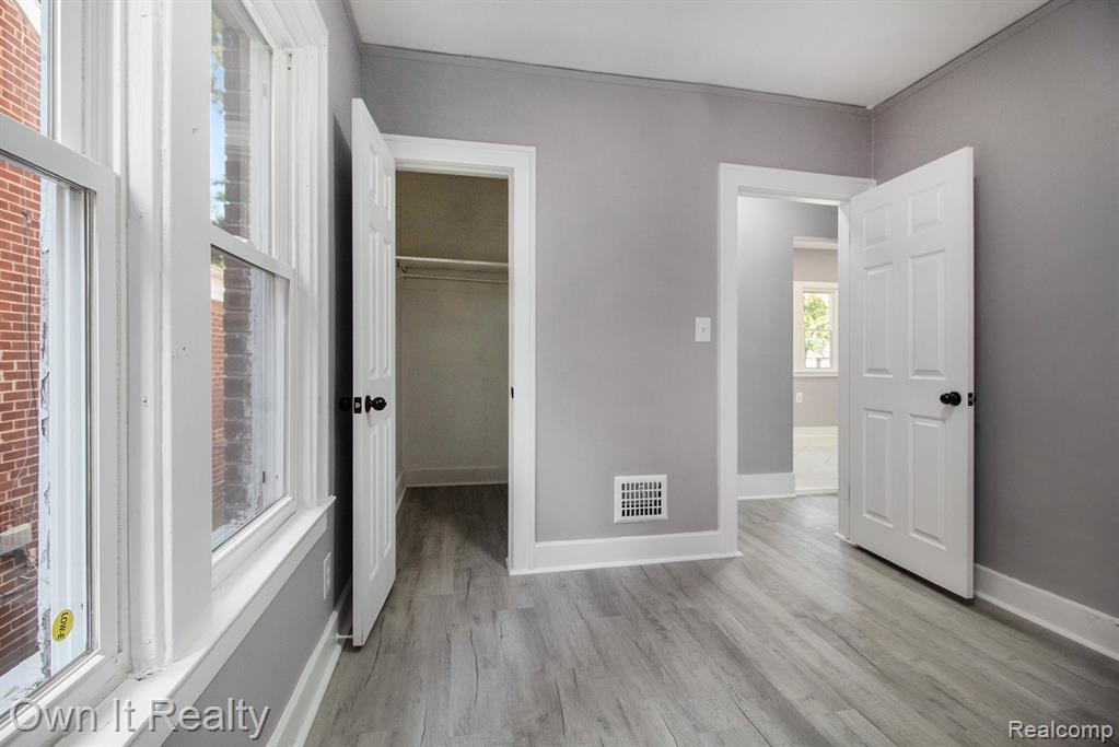 8155 Appoline Street, Detroit, MI 48228 — Photo 19