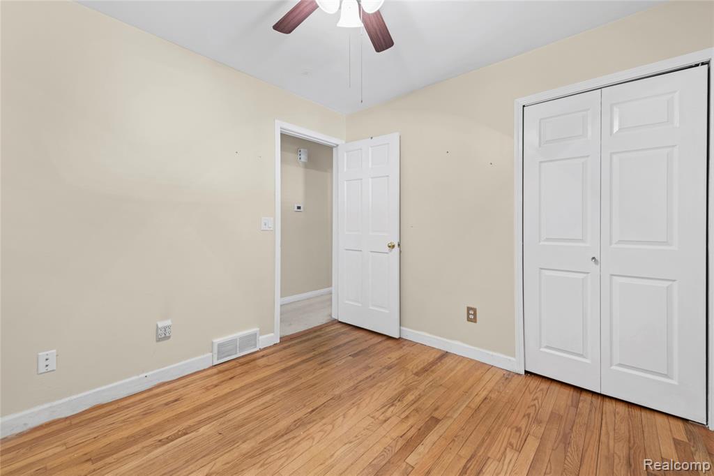 22356 Woodstock Court, Woodhaven, MI 48183 — Photo 18