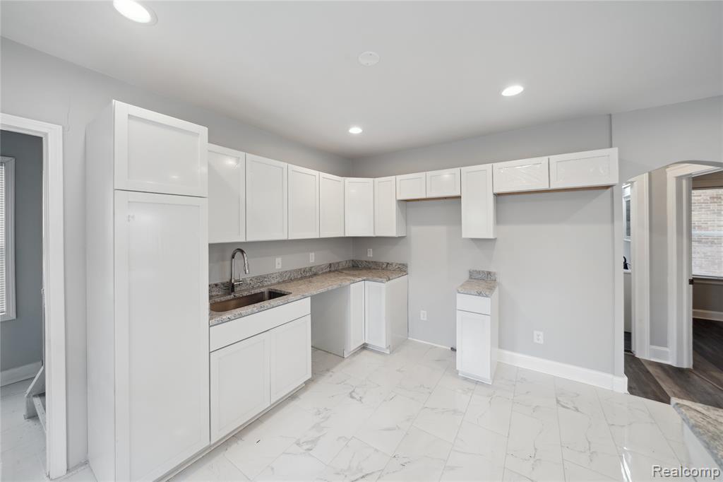 4835 BEDFORD Street, Detroit, MI 48224 — Photo 19