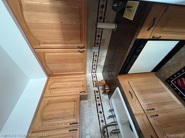 50092 Helfer Boulevard, Wixom, MI 48393 — Photo 10