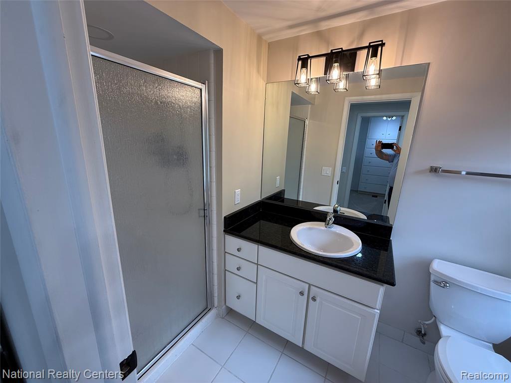 5888 Red Coat Lane, West Bloomfield, MI — Photo 38