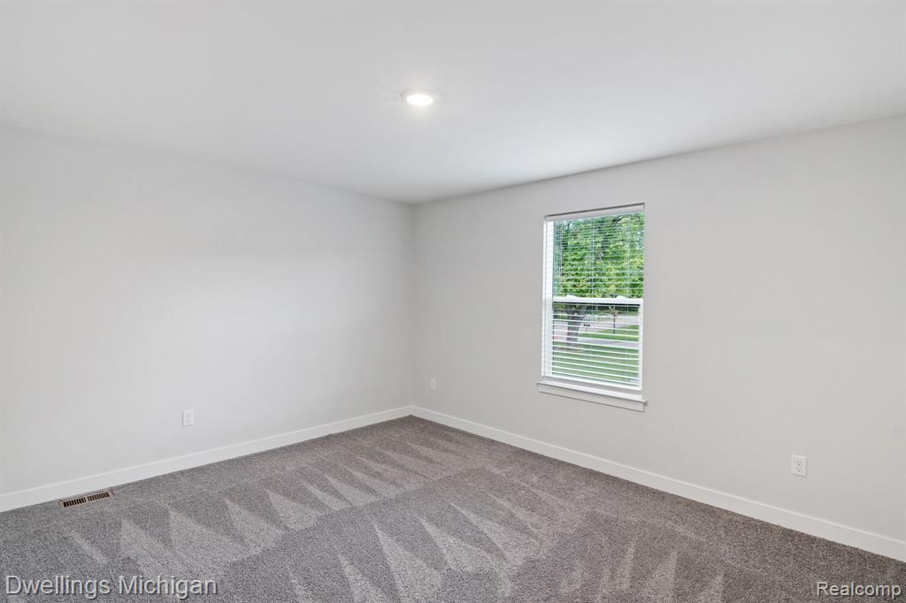 15566 PORTIS Street, Plymouth, MI 48170 — Photo 27