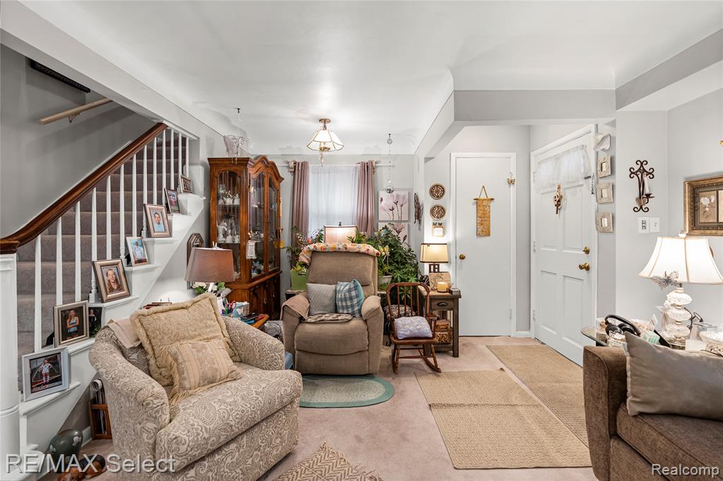 945 Salisbury Avenue, Flint, MI 48532 — Photo 14