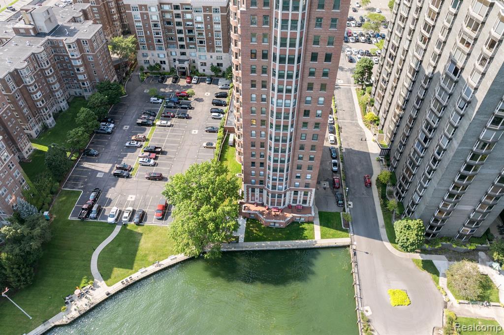 8162 E JEFFERSON Avenue, 7B, Detroit, MI 48214 — Photo 49