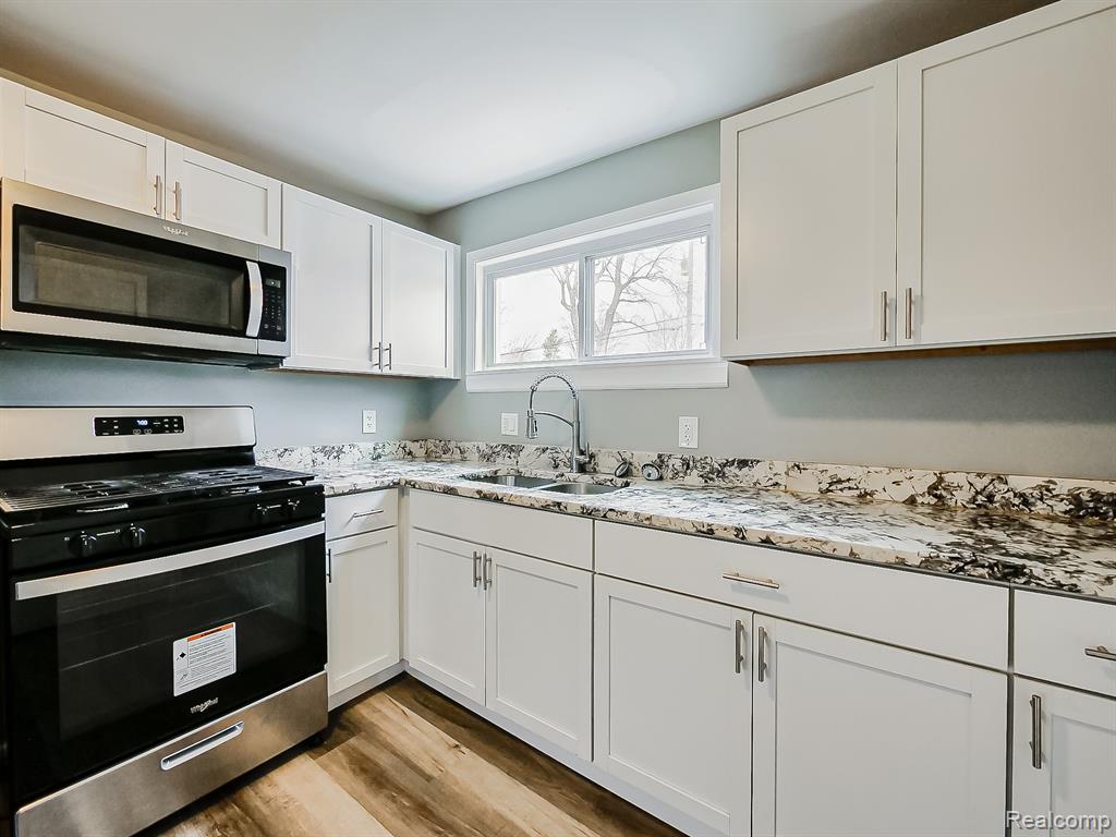 750 Scottwood Street, Pontiac, MI 48340 — Photo 7