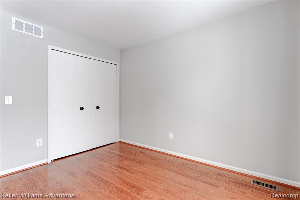 44985 Steeple Path, Novi, MI — Photo 22