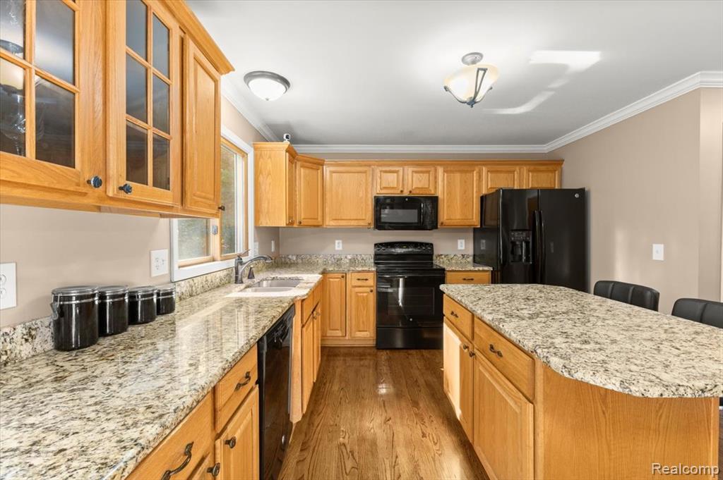 9755 Forest Ridge Drive, Clarkston, MI 48348 — Photo 19