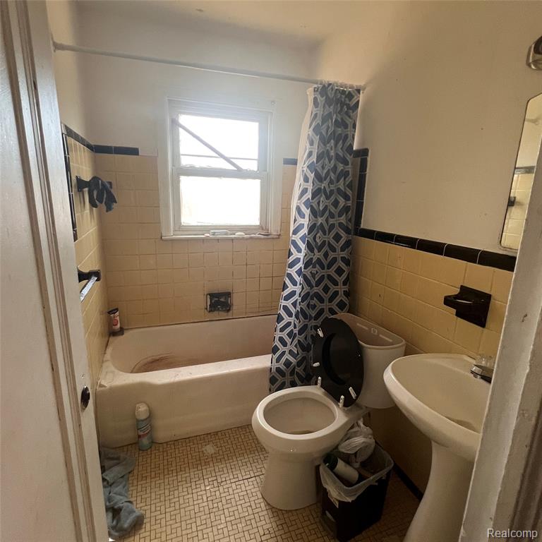 2969 S Bassett Street, Detroit, MI 48217 — Photo 8