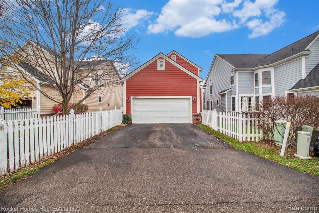 50095 Jackson Lane, Canton, MI 48188 — Photo 25