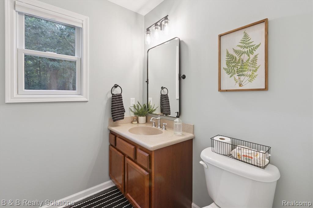 5782 Deer Meadow Trail, North Branch, MI 48461 — Photo 22