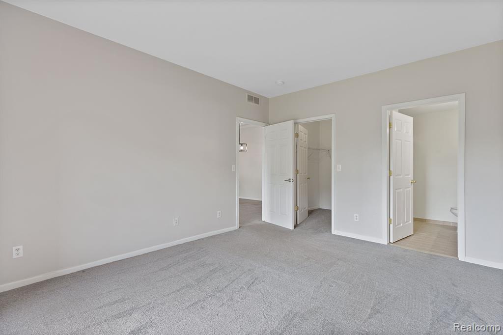 1924 FLAGSTONE Circle, Rochester, MI 48307 — Photo 14