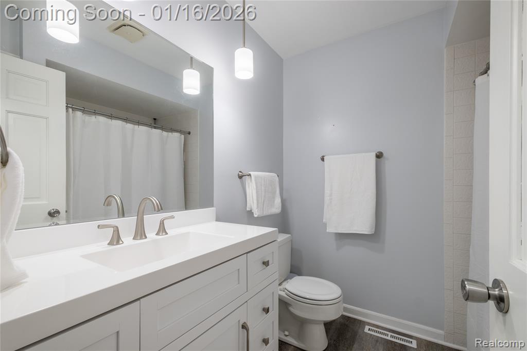6315 McKenzie Drive, Flint, MI 48507 — Photo 16