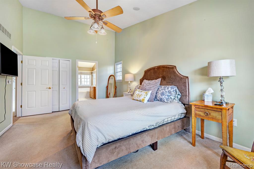 585 TIMBER RIDGE Drive, Highland, MI — Photo 30