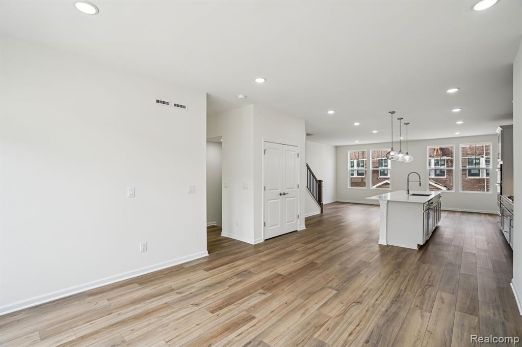 42827 Atwood Avenue, Novi, MI — Photo 13