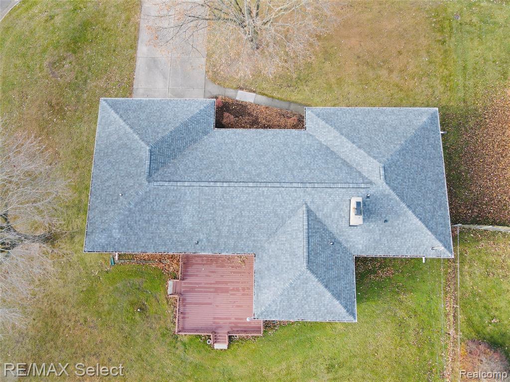 4290 Hedgethorn Circle, Burton, MI 48509 — Photo 45